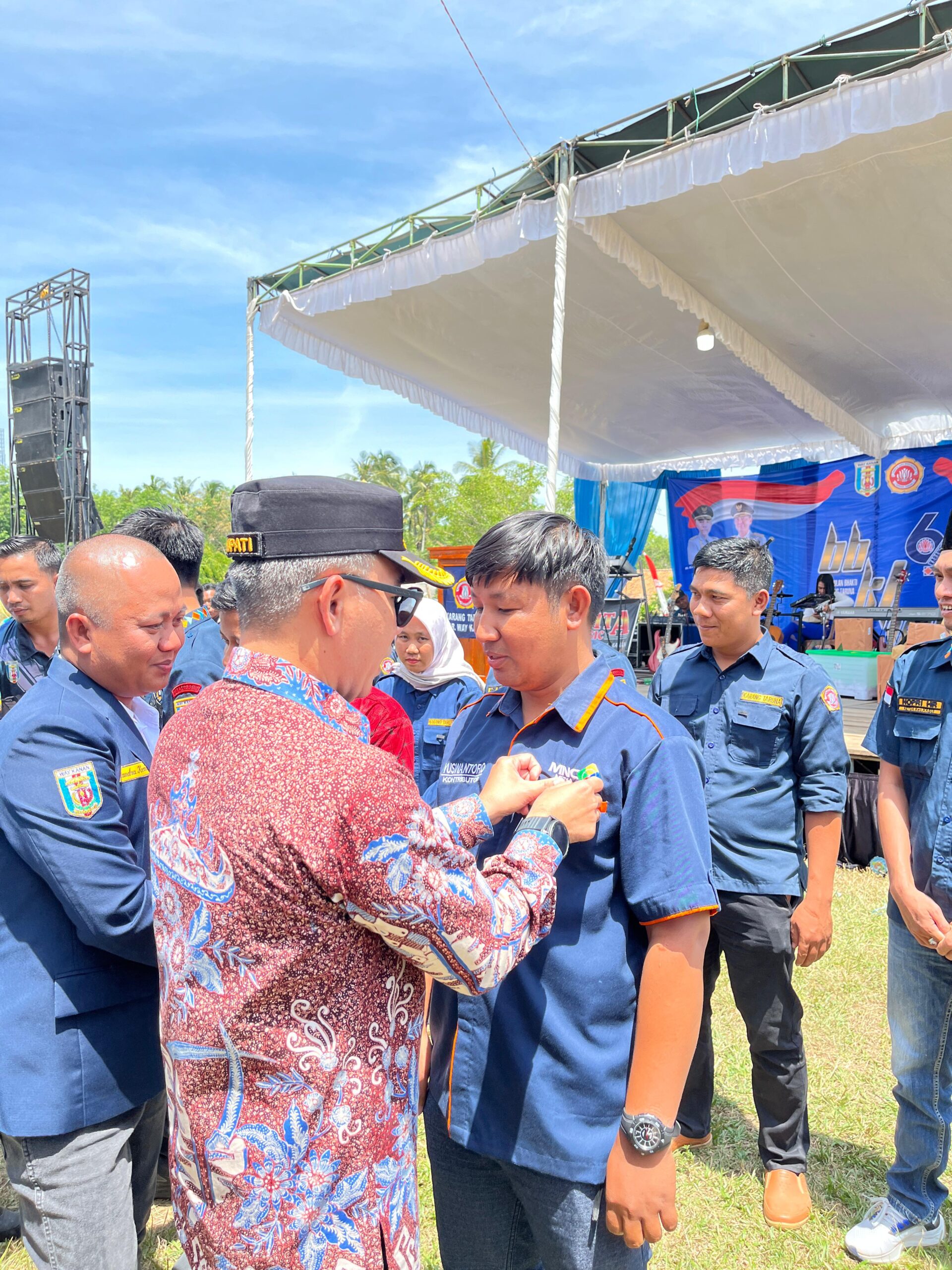 Yuswantoro, Jurnalis Way Kanan Terima Penghargaan Satya Lencana Adhitya Karya Mahatva Yodha Utama