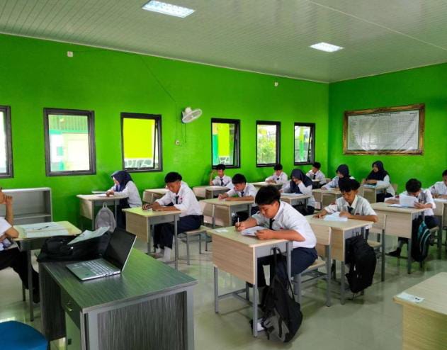 MTS N 1 Way Kanan Melaksanakan Latihan Ujian Madrasah (LUM) Tahun Ajaran 2024/2025